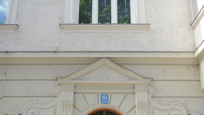 Schwabing: Keine Chance: Das Haus Leopoldstraße 153 steht unter Denkmalschutz.