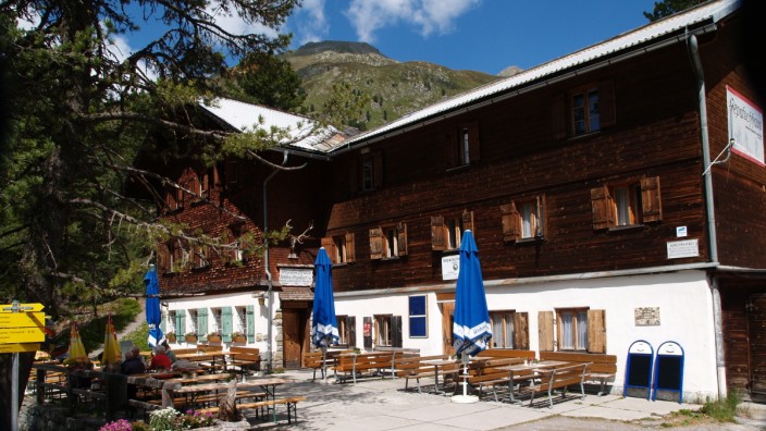 Denkmalschutz: Das Gepatschhaus, 1872/73 erbaut, liegt auf 1928 Meter Höhe. Die älteste Alpenvereinshütte Österreichs steht seit 2013 unter Denkmalschutz.
