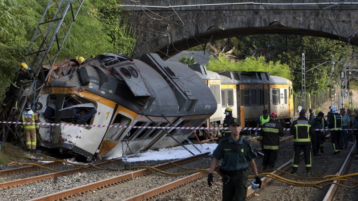 At least two dead in train accident in Spain