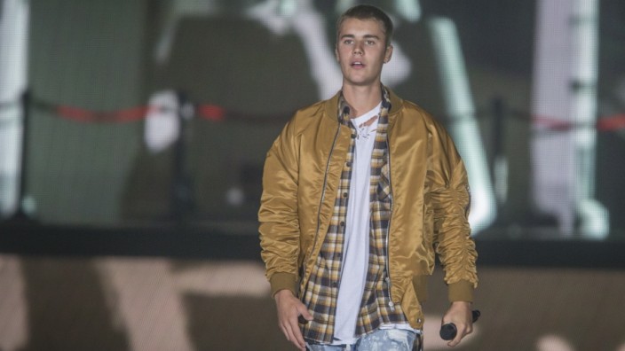 Justin Bieber Performs in Concert in Reykjavik