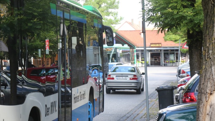 Neufahrn: Ein neuer Expressbus soll bald die Hallertau mit der U-Bahnstation in Garching verbinden.
