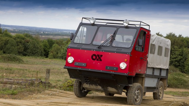 Global Vehicle Trust Ox: Der Ox ist leichter als vergleichbare Lkw und lässt sich in 60 Einzelteile zerlegen.