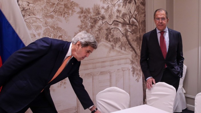 Russian Foreign Minister Lavrov and US State Secretary Kerry meet