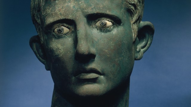 The Meroë Head / The Head of Augustus