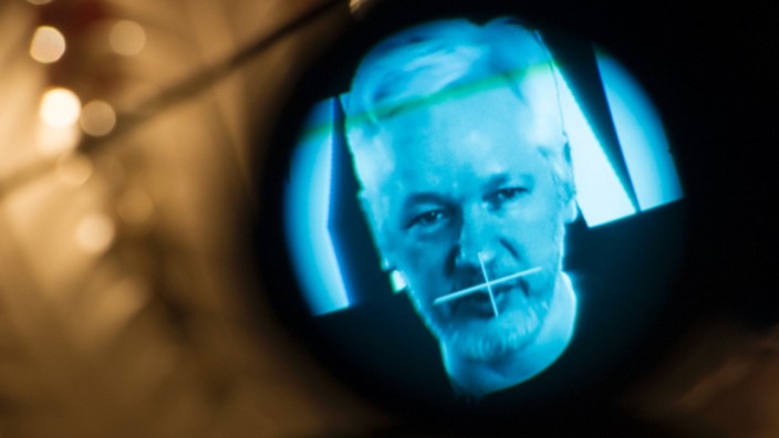 Wikileaks-Gründer Assange: In den Berichten der Sicherheitsfirma UC Global wird Julian Assange als "der Gast" bezeichnet, die Botschaft nennen sie "das Hotel".