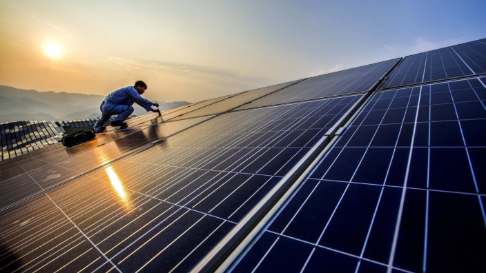 Erneuerbare Energie: Die Solarenergie erlebt in China einen Boom: Innerhalb eines Jahres wuchs die mit Photovoltaik erzeugte Strommenge um 72 Prozent.