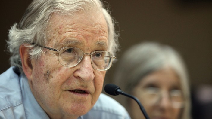 Interview mit Noam Chomsky: Geriet einst ins Visier der CIA: der Intellektuelle Noam Chomsky.