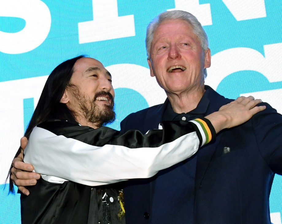 Bill Clinton Joins Steve Aoki At Get Out The Vote Performance For Hillary Clinton