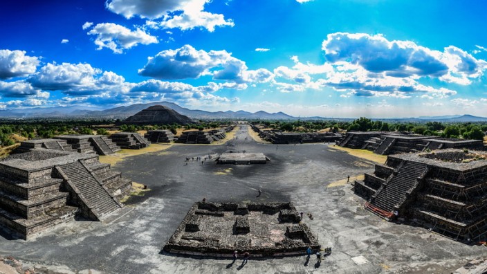 "Straße der Toten" in Teotihuacán