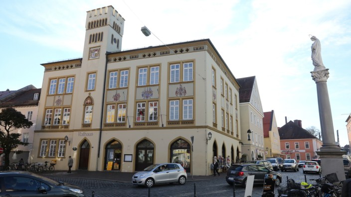 Kommunalwahl im Landkreis Freising: Die AfD hat ihre Kandidaten für die Stadtratslisten in Moosburg und in Freising nominiert.