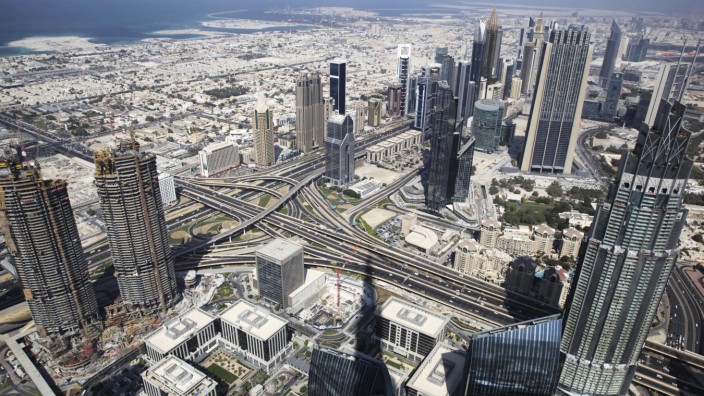 Vereinigte Arabische Emirate: Blick auf Dubai - die größte Stadt der Vereinigten Arabischen Emirate.