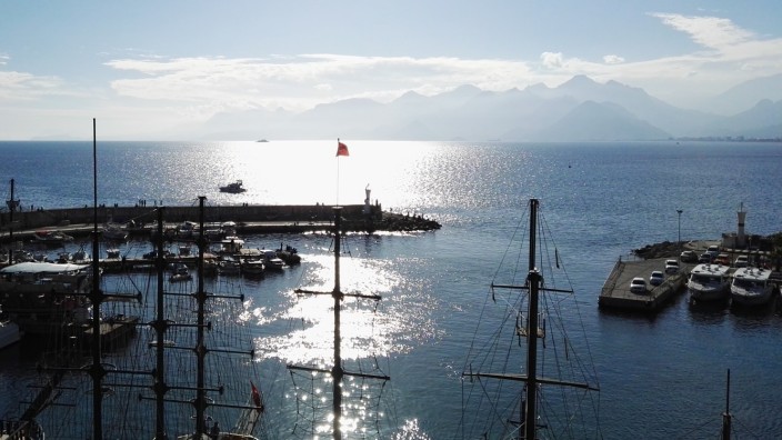 Tourismus in der Türkei: Der Blick in den Hafen von Antalya.