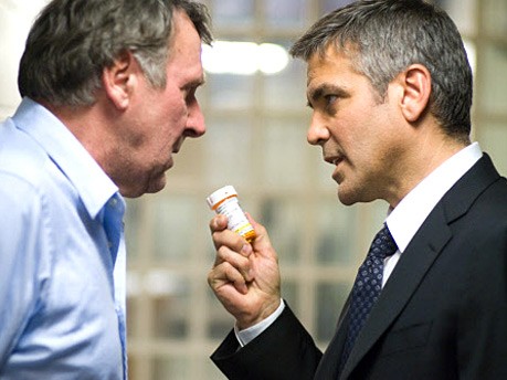 Tom Wilkinson und George Clooney im Film Michael Clayton