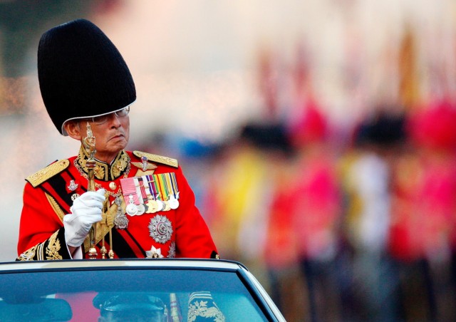 Well wishers across Thailand pray for Thai King