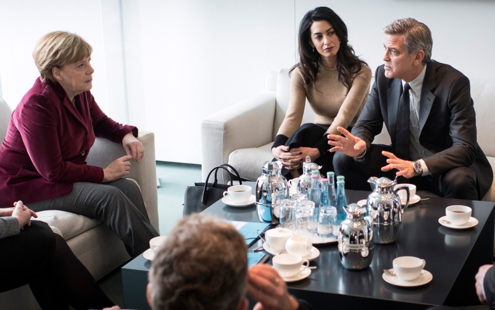 Ehepaar Clooney trifft Angela Merkel