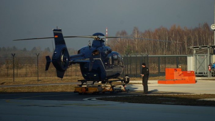 Polizeihubschrauber: Die Hubschrauberstaffel der Bundespolizei ist in Oberschleißheim stationiert, daneben sollen auch die Hubschrauber der Landespolizei unterkommen.