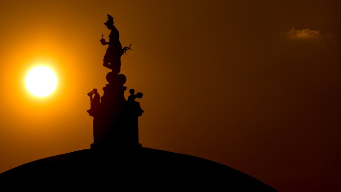 Sonnenuntergang im Hofgarten