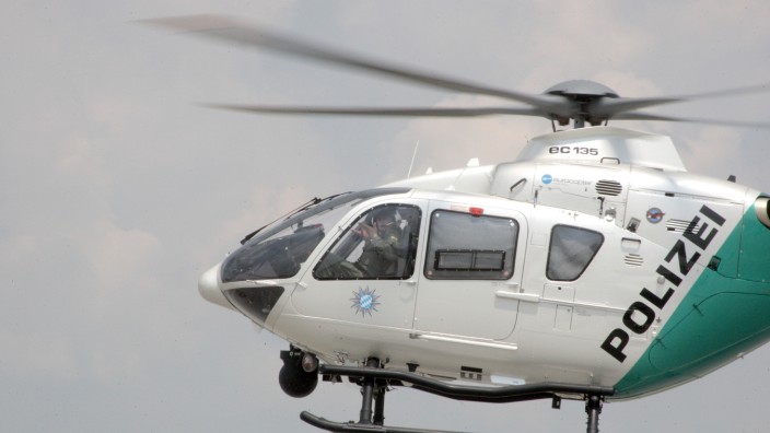 Milbertshofen: Allzeit einsatzbereit: die Helikopter der bayerischen Landespolizei.
