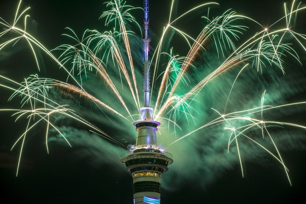 New Zealanders Celebrate New Year's Eve 2016