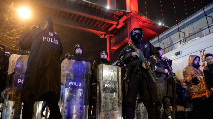 Angriff auf Istanbuler Nachtclub