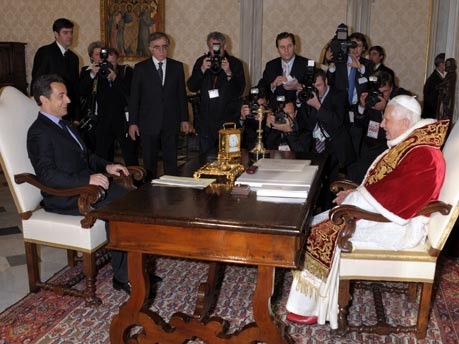 Sarkozy, Benedikt XVI., AP