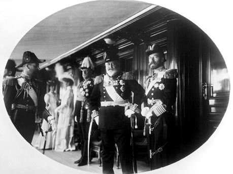 Der Herzog von York, König Edward VII. und Nikolaus II. 1909