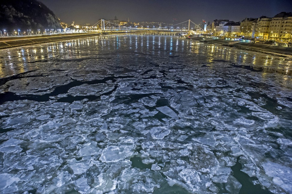 Frostiges Winterwetter in Budapest