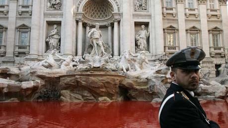 Farbanschlag auf die Fontana di Trevi in Rom, Reuters