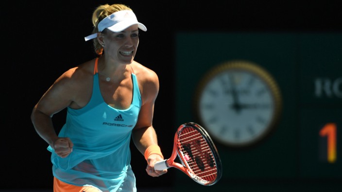 Australian Open: Angelique Kerbers verhaltener Jubel nach einem Punkt gegen ihre Konkurrentin Carina Witthöft.