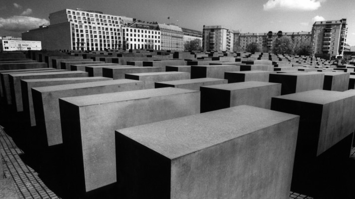 Holocaust-Mahnmal in Berlin | Holocaust Memorial in Berlin