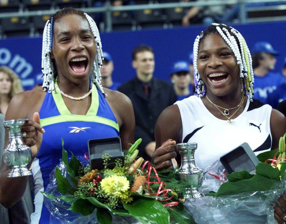 VENUS AND SERENA WILLIAMS CELEBRATE THEIR VICTORY AT EUROPEAN INDOOR OPEN