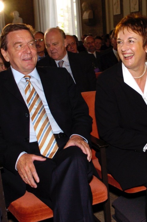 Gerhard Schröder, Brigitte Zypries, Jürgen Schade und Heinrich v. Pierer, 2004