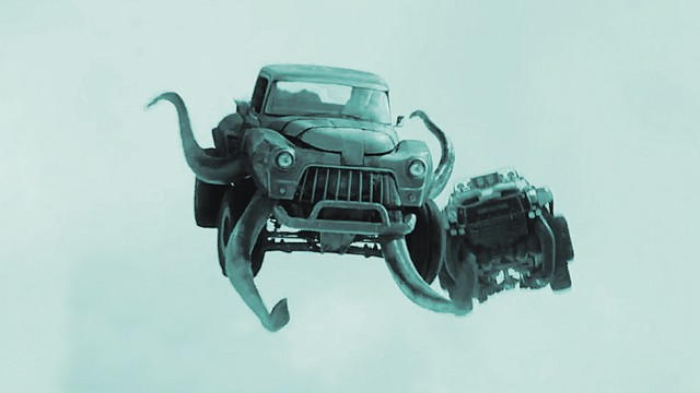 Neu im Kino: Als ob man fliegen könnte: Tripp in seinem Jeep. Die Tentakeln gehören zum Monster.