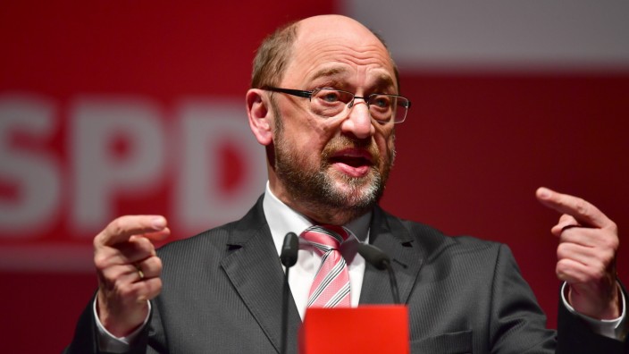 Martin Schulz Campaigns For SPD In Saarland