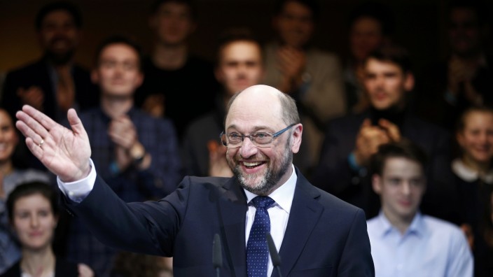 Former EU Parliament president Schulz addresses a meeting of the Social Democratic Party at their party headquarters in Berlin