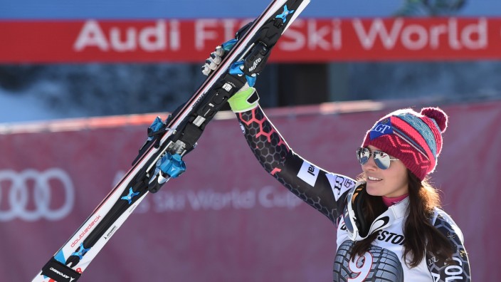 Ski alpin in Aspen: Tina Weirather stammt aus Liechtenstein - jetzt ist sie Saisonsiegerin im Super-G-Weltcup.