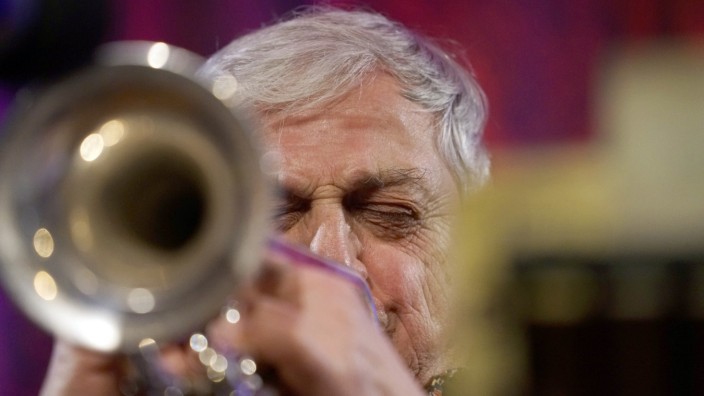 Jazz in Ottobrunn: Dusko Goykovich studierte in den 1960er Jahren am Berklee College of Music in Boston. 2015 erhielt er den Musikpreis der Stadt München.