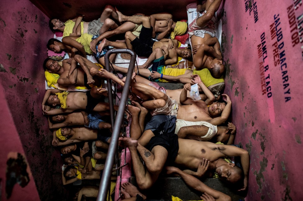 World Press Photo Awards 2017 - General News - Third Prize, Singles -  Noel Celis, Agence France-Presse - Life Inside The Philippines' Most Overcrowded Jail