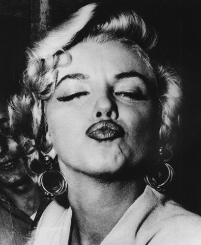 Marilyn Monroe; Monroe - nur für Küsse-Biga verwenden