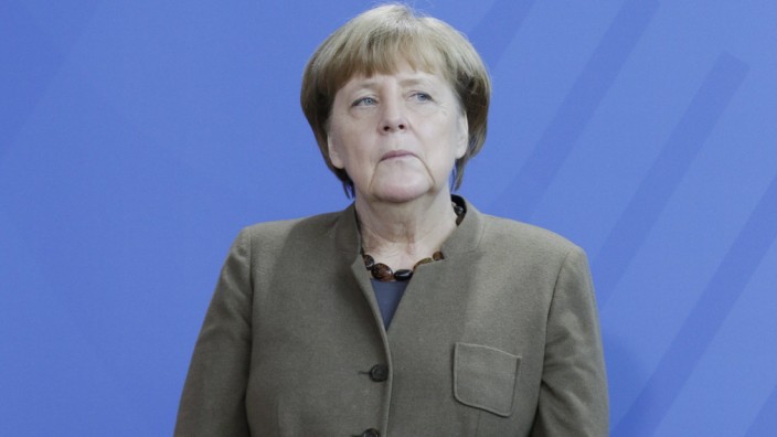 Bundeskanzlerin Angela Merkel Deutschland Berlin Bundeskanzleramt Präsentation der 2 Euro Gedenk