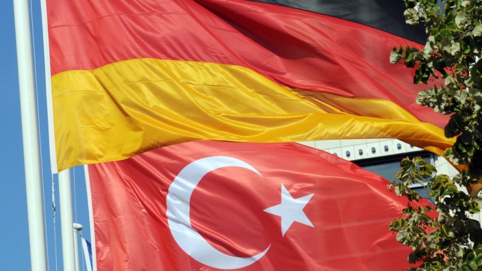 Bildungsabkommen: Drei Auslandsschulen betreibt Deutschland in der Türkei, nun will die Türkei auch drei Schulen in Deutschland.