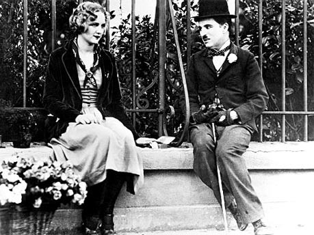 Virginia Cherril und Charlie Chaplin in "Lichter der Großstadt"