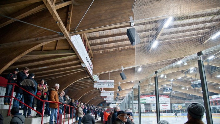 Eishockey: In der Grafinger Eishalle steigt am Samstag um 18 Uhr die Meisterfeier des EHC Klostersee.