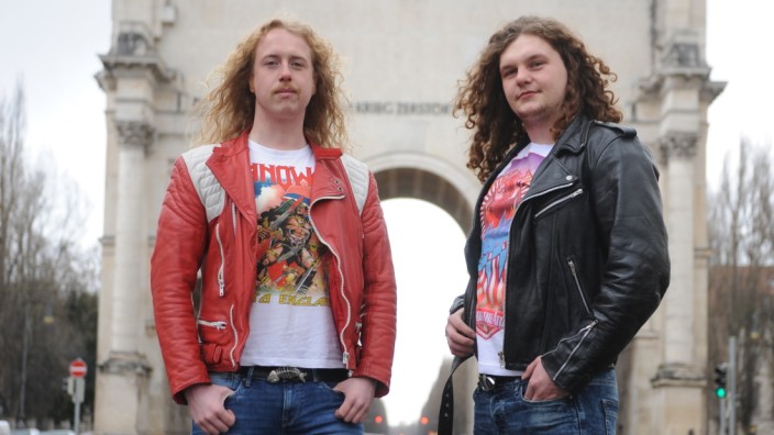 Rock: Konstantin Kárpáty (links) und Lennart Hammerer wollen jungen Bands eine Plattform geben.