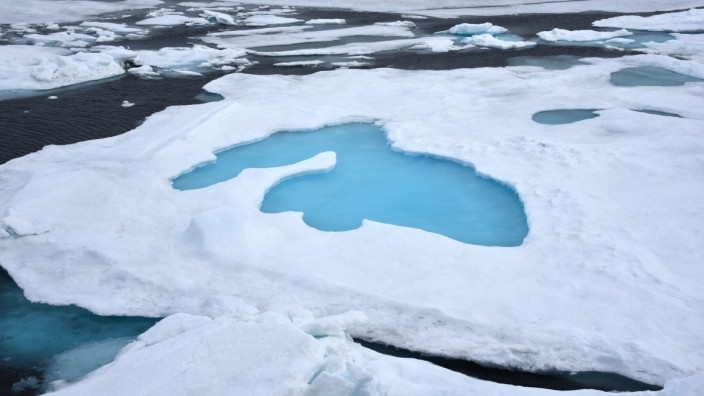 Eis auf dem Arktischen Ozean