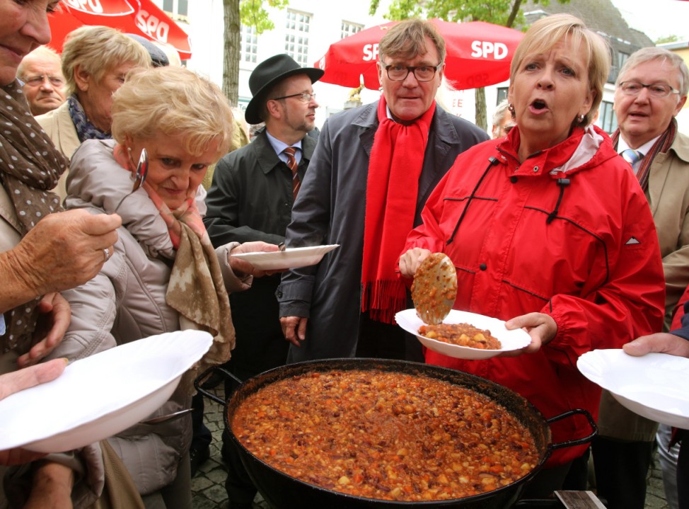 Wahlkampf mit Hannelore Kraft und Sigmund Ehrmann  (SPD)