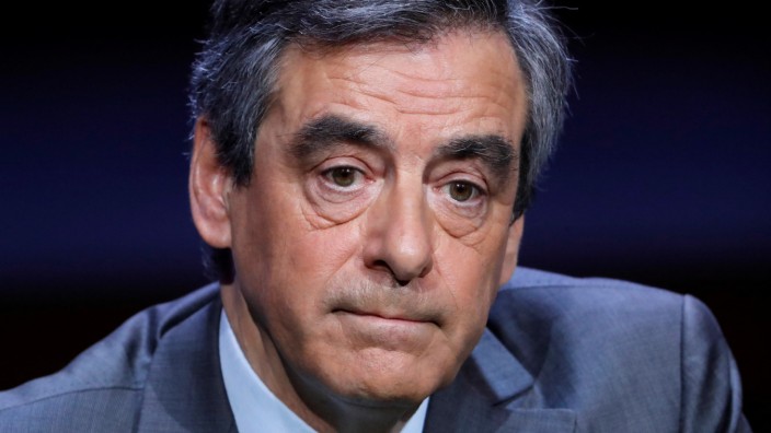 Francois Fillon, former French prime minister, member of the Republicans political party and 2017 presidential election candidate of the French centre-right, attends the Association of the Mayors of France (AMF) conference in Paris