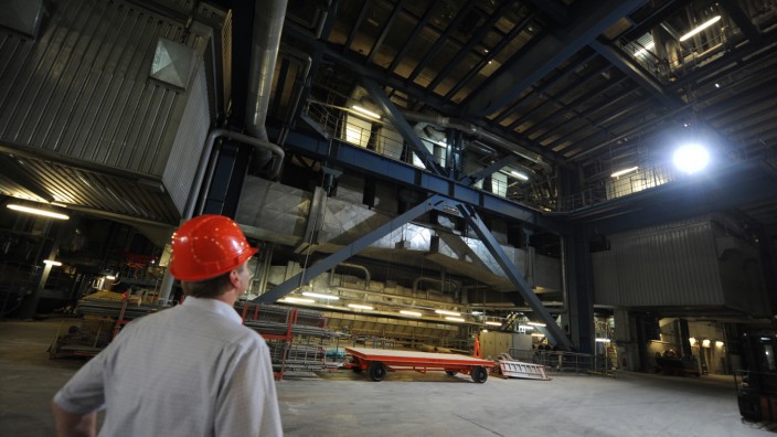 Energieversorgung: Im Moment verfeuern die SWM pro Jahr etwa 800 000 Tonnen Steinkohle im Block 2 ihres Heizkraftwerks Nord.