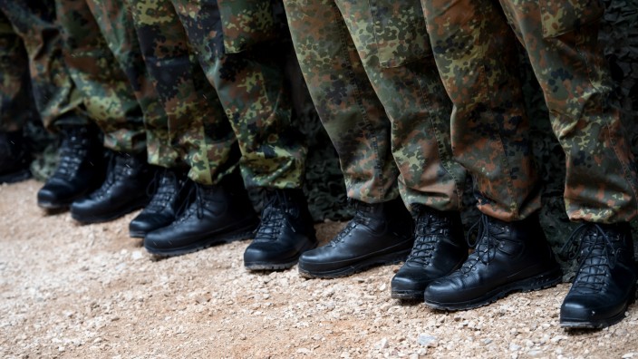 Grausame Traditionen, Mobbing und Übergriffe sollte es bei der Bundeswehr nicht mehr geben.