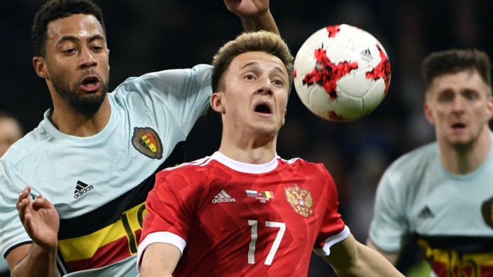 Fußball-WM 2018: Alexander Golowin (vorne) beim glücklichen 3:3 gegen Belgien.